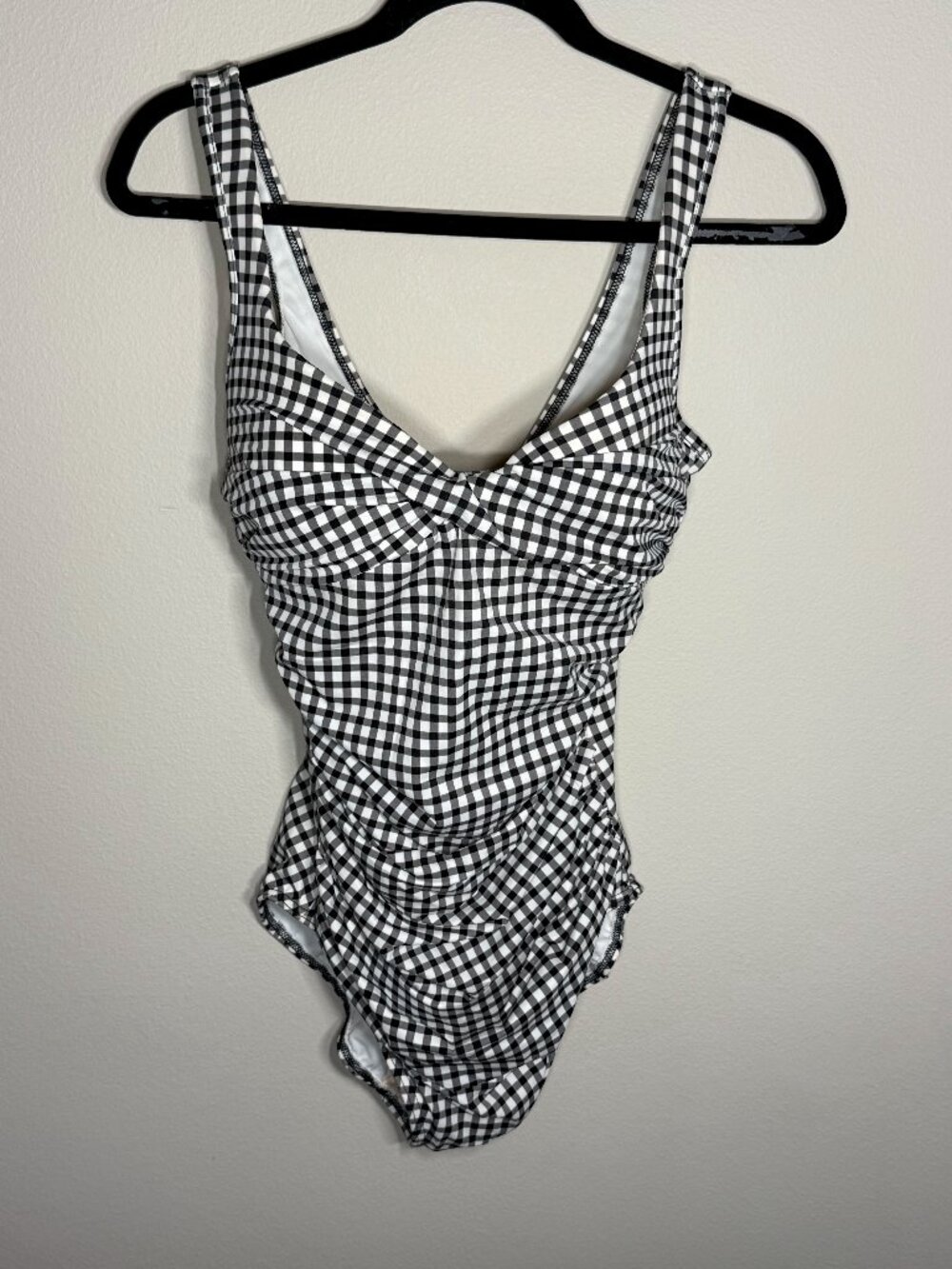 Miraclesuit Underwire shaping one piece swimsuit black and white